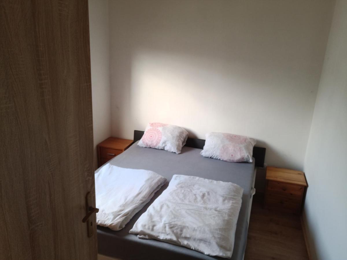 Na Cervene Louce 4 - Economy Class Cheb Luaran gambar